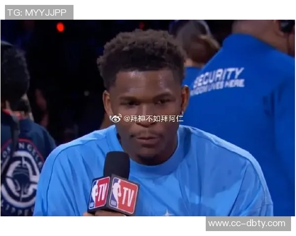 小里弗斯称赞爱德华兹本赛季表现被低估强调其始终保持高水平竞技状态